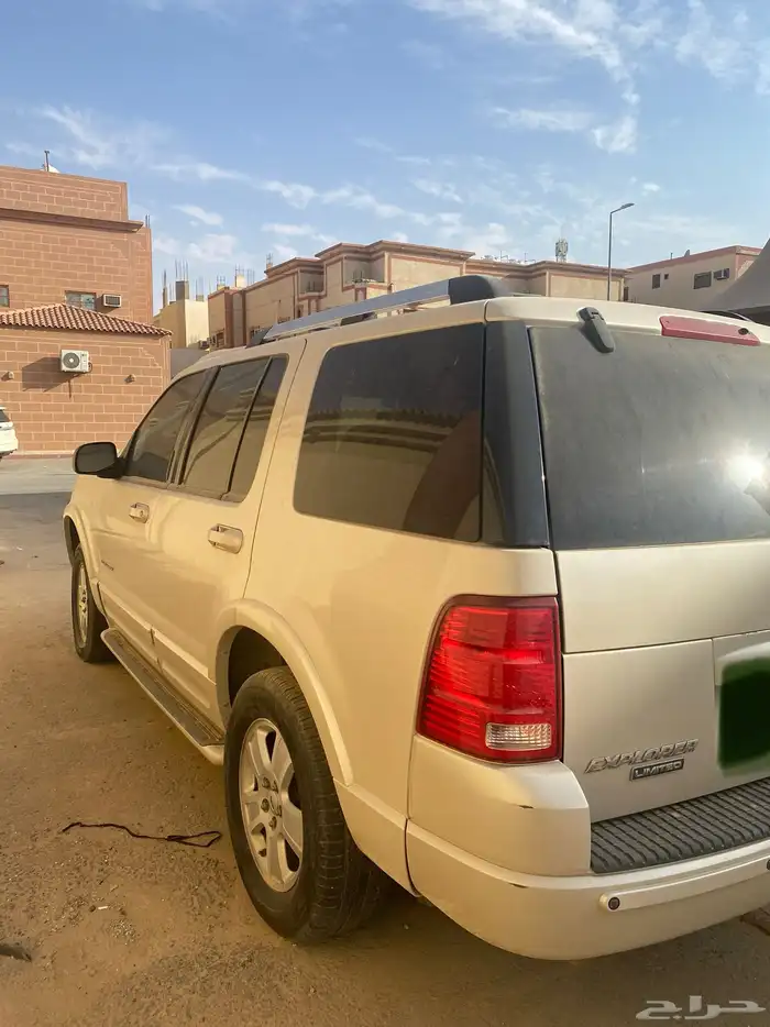 فورد اكسبلورر 2005 للبيع على التشاليح 0