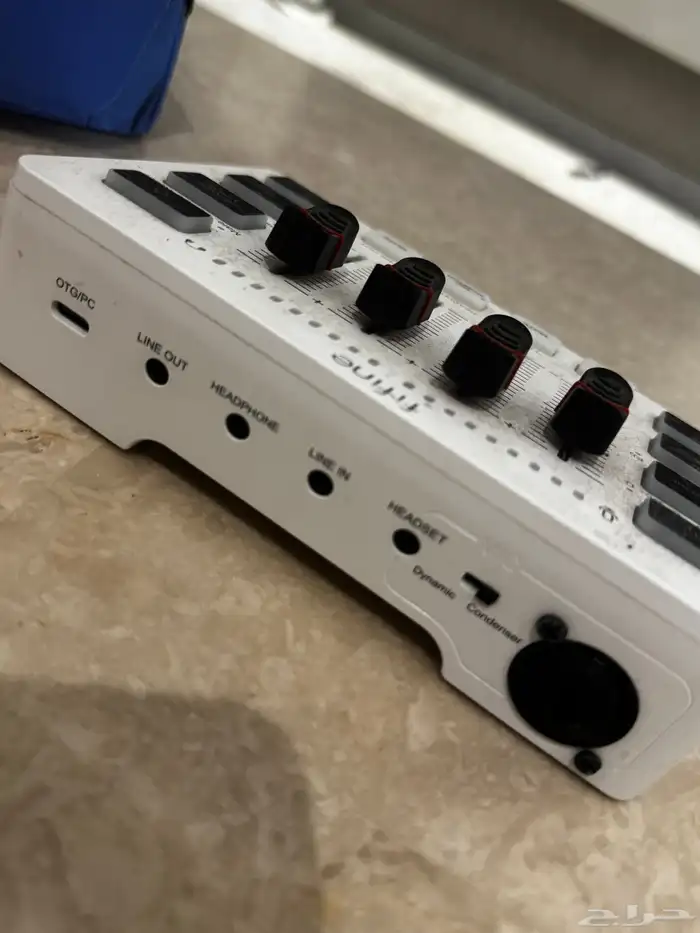 مك سر جديد بكرتونه fifine 5