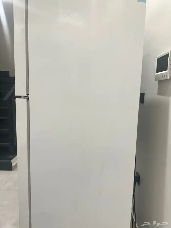 ثلاجة سامسونج اشبه بالجديدة 5