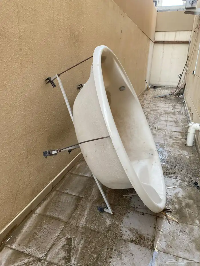 مغطس كبير ونظيف 0