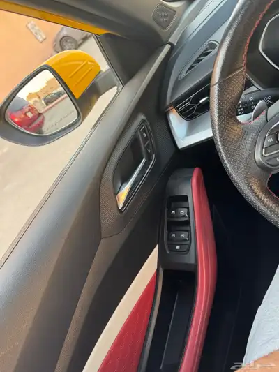 ام جي GT 2022 12