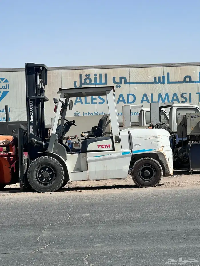 للايجار فوركلفت للايجار رافعة شوكيه يومي وشهري 1