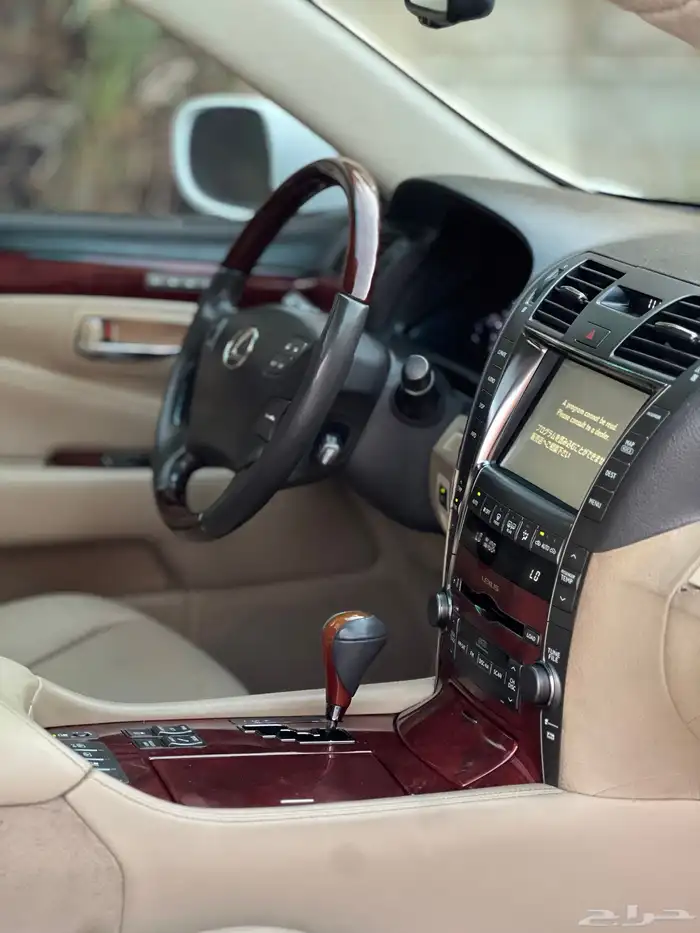 لكزس LS460 مخزن وكالة 2008 فل كامل 30