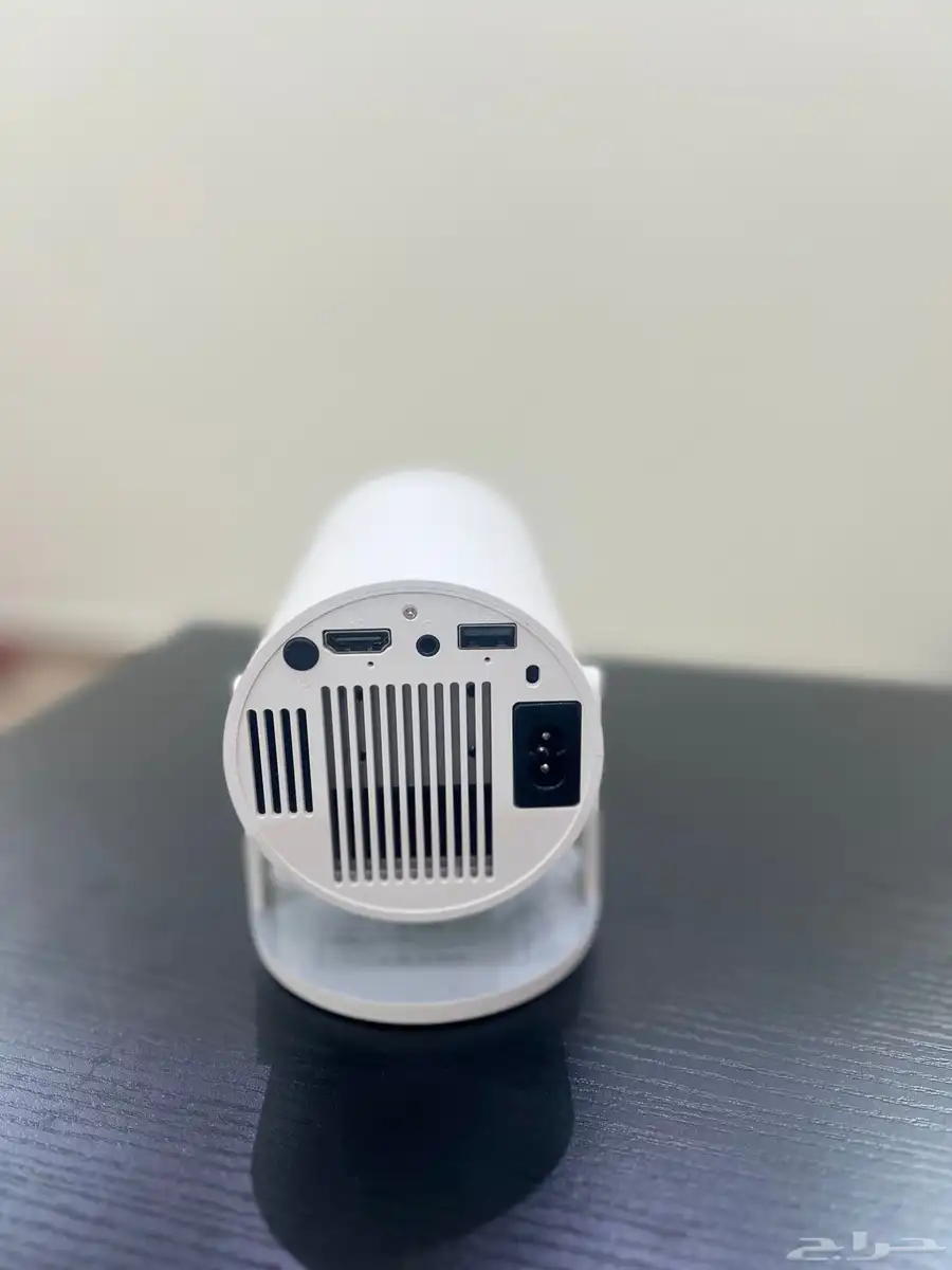 بروجكتر نوع اصلي ULTRA HD مع ريموت و سلك كهرب 3