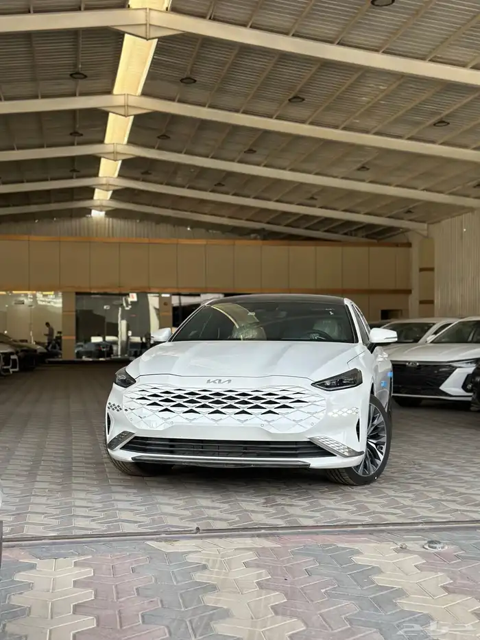 كيا K8 جي ال 3 نص فل موديل 2024 2