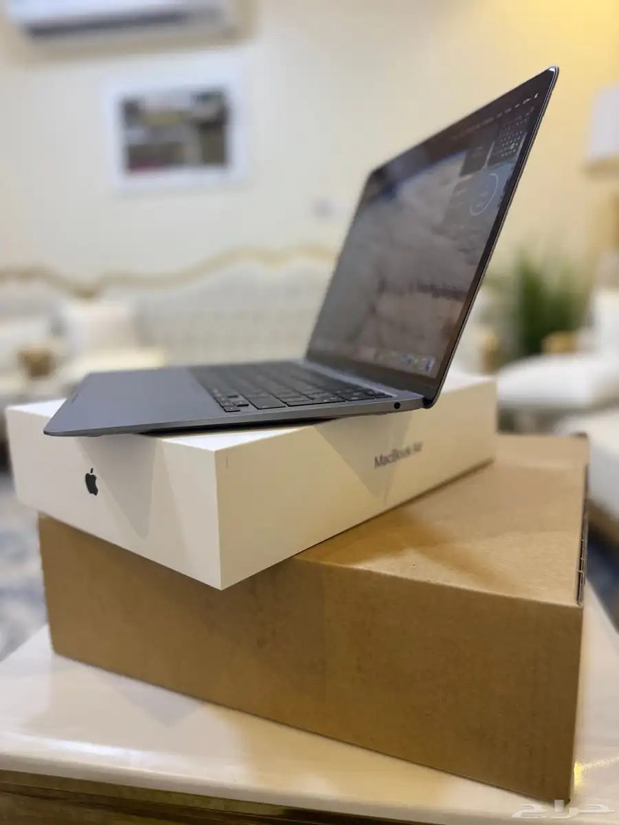 للبيع -2020 ماك بوك Air M1 - شبه جديد 1
