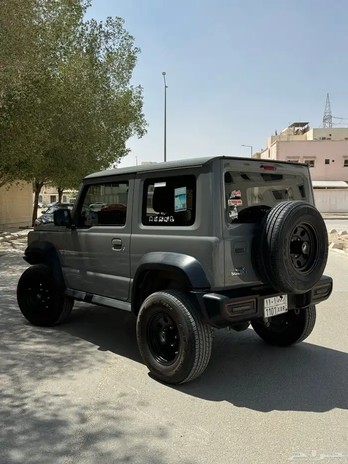 سوزوكي جيمني 2023 4