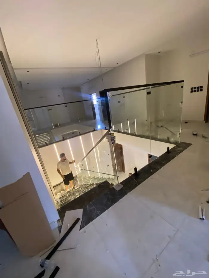 زجاج دربزين 3