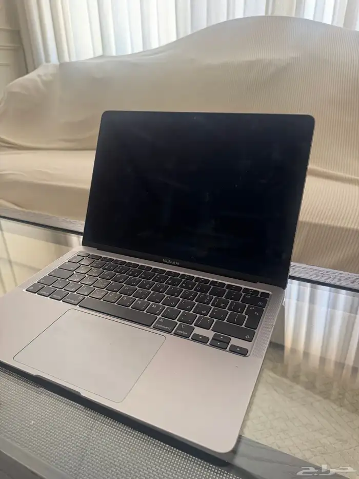 لاب توب ماك اير 1
