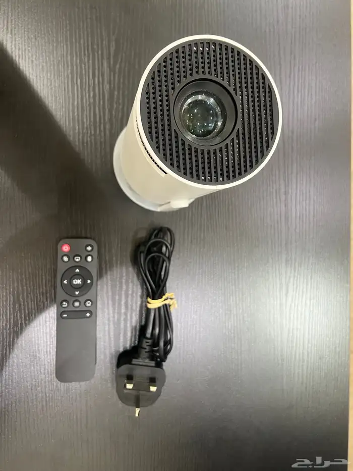 بروجكتر نوع اصلي ULTRA HD مع ريموت و سلك كهرب 6