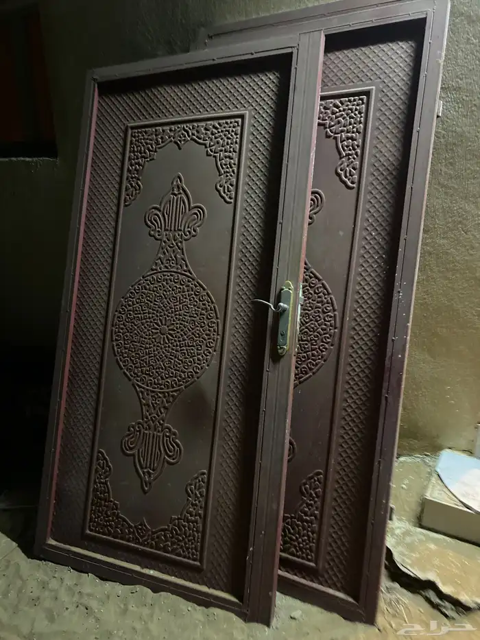 بيبان حديد اثنين حديد قوي معى الوالين والمافتيح بدون لوق 0