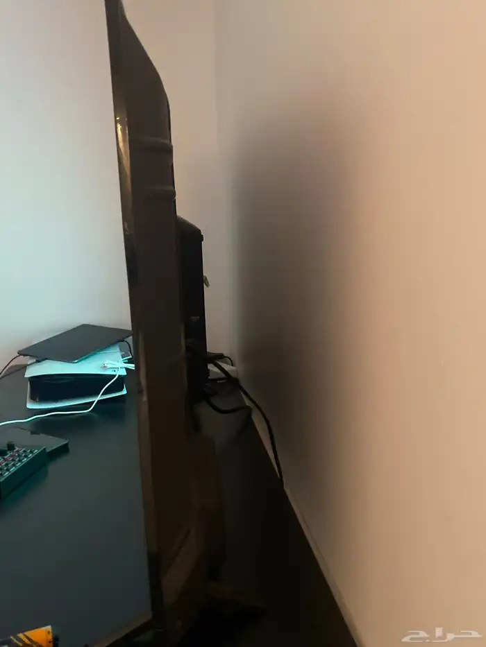 شاشه تدعم 60هرتز يشتغل فيه يوتيوب ونفتفلكس والريموت ضايع 1