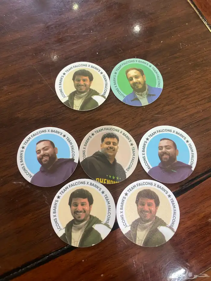 ملصقات فالكونز 0