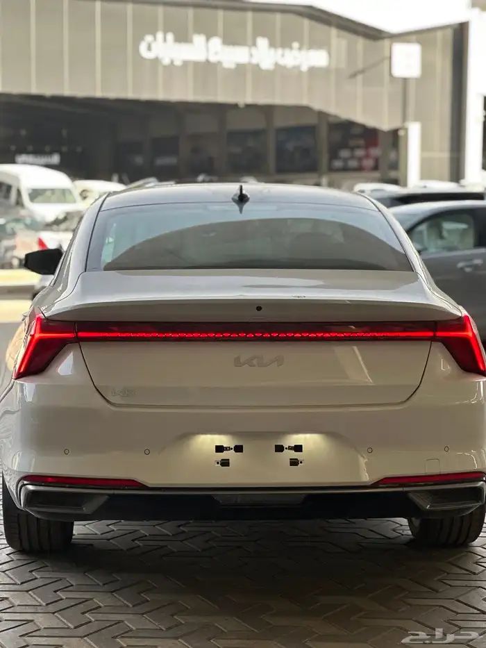 كيا K8 جي ال 3 نص فل موديل 2024 12