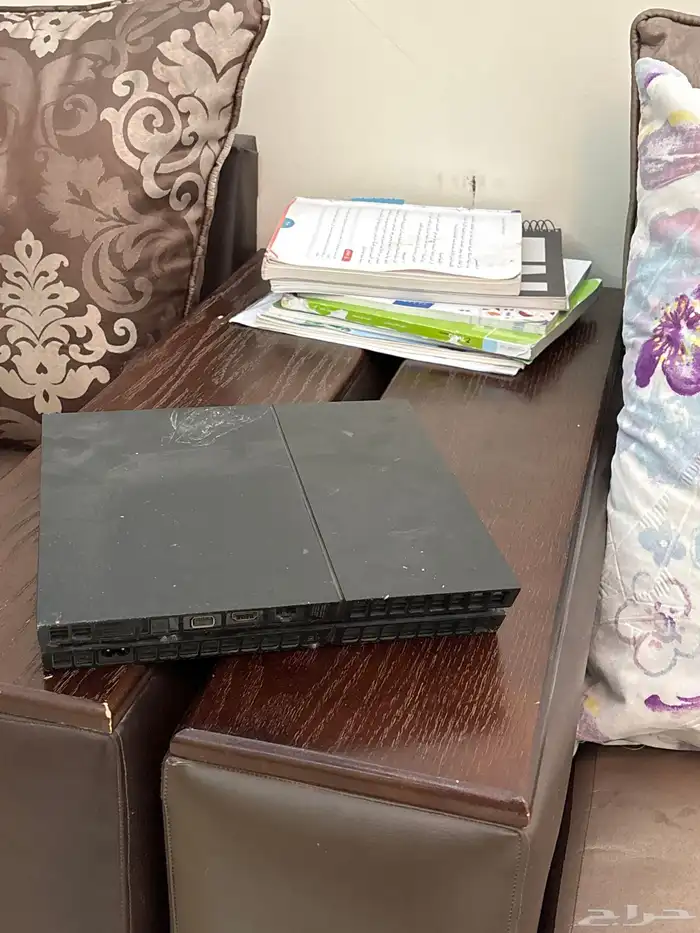 بلايستيشن 4 بحاله ممتازه مستعمل 2