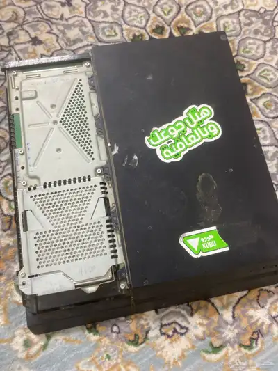 سوني فور بدون أسلاك معه أج دي ومعه يده اصليه 0