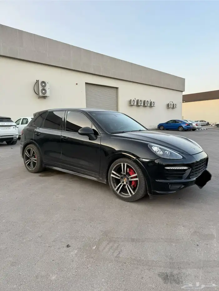 تم البيع تم البيع بورش كايين gts 2014 0