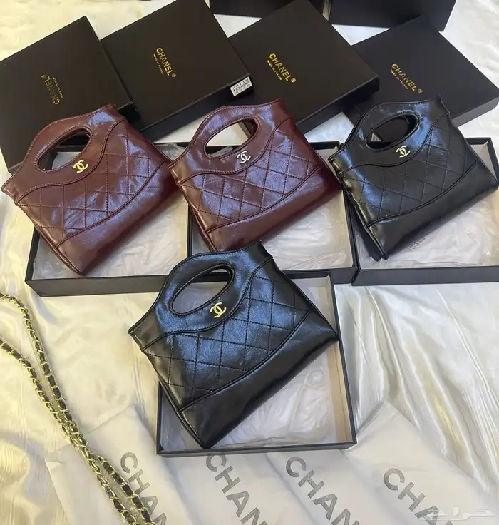 شنط برادا ميوميو كوتش سان لوران شانيل مع الملحقات 49