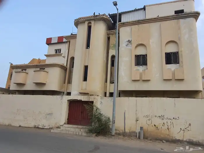 عمارة سكنية 3 أدوار للبيع في البديع والقرفي بمحافظة أبوعريش 2