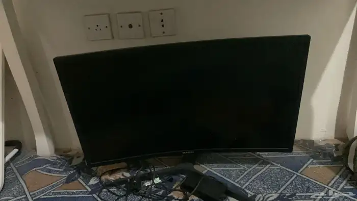 شاشه سامسونق جيمنج للبيع او للبدل 0