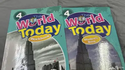 كتب مدارس عالمية للبيع بسعر رمززي 22