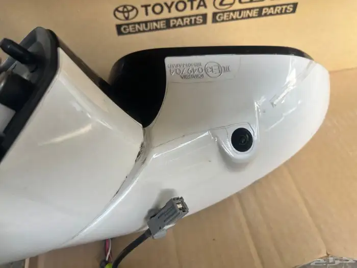 مراية لكزس ES2022 2