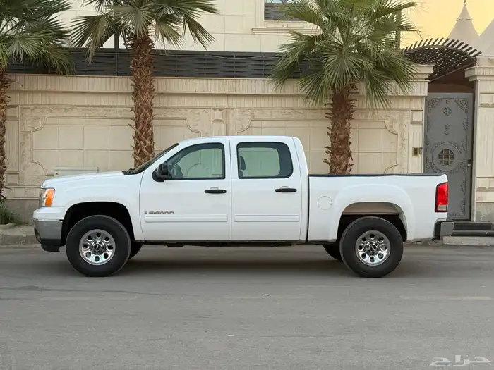 سييرا GMC 2008 غمارتين سعودي الجميح نظيفه جدا 5