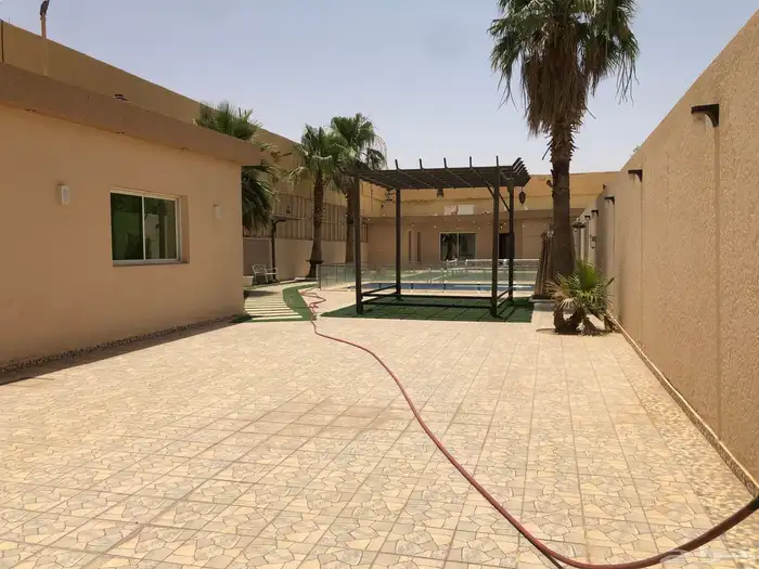 شالية   استراحة للبيع حي الحزم 2