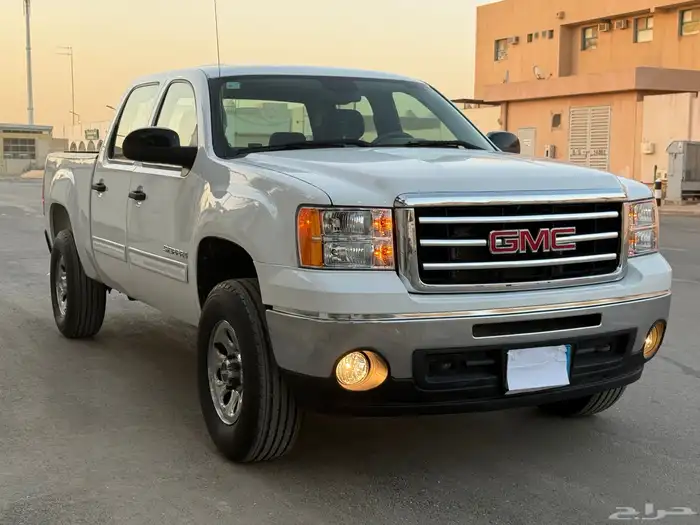 سييرا GMC 2008 غمارتين سعودي الجميح نظيفه جدا 4