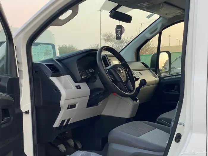 باص تويوتا هايس 2021 سقف عالي ثلاجة 9