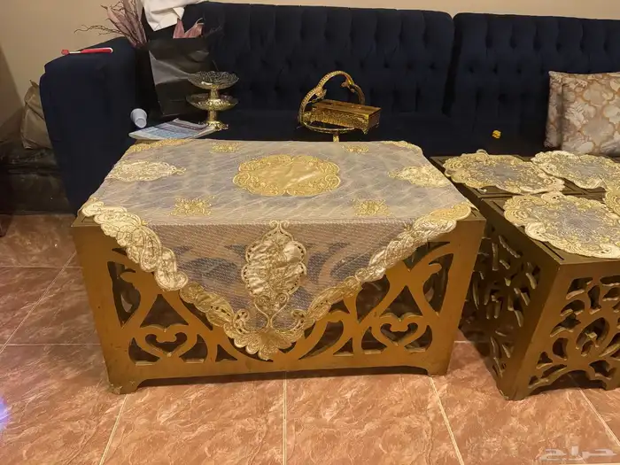 6طاولات واحده كبير 1