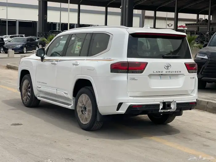 لاند كروزر. VXR. بريمي. فل كامل 2025 4