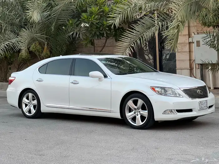 لكزس LS460 مخزن وكالة 2008 فل كامل 7