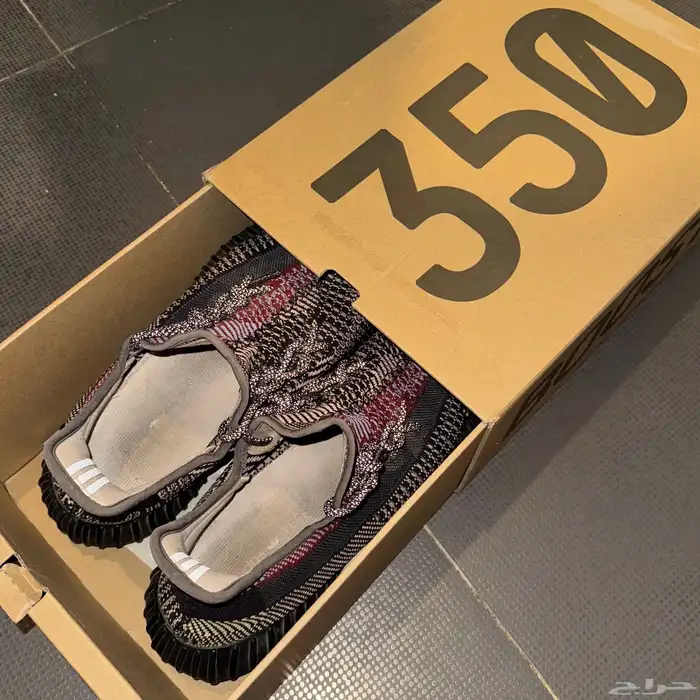 YEEZY BOOST 350 V2 YECHEI 2