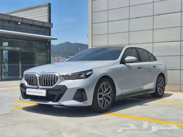 بي ام دبليو 520i M kit 2024 0