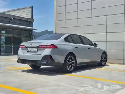 بي ام دبليو 520i M kit 2024 1