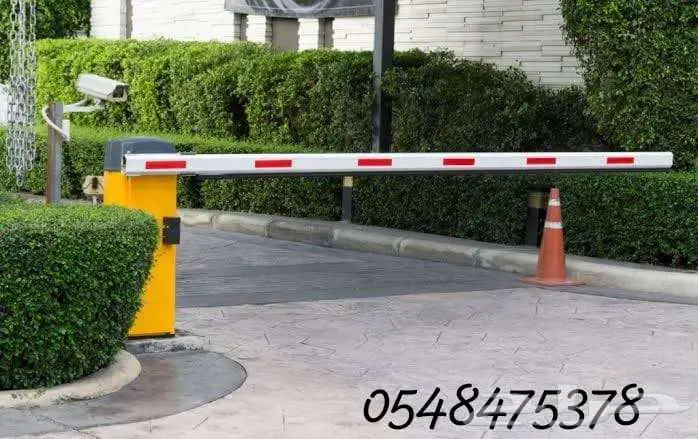 بوابات مواقف السيارات بوابة مرور 2