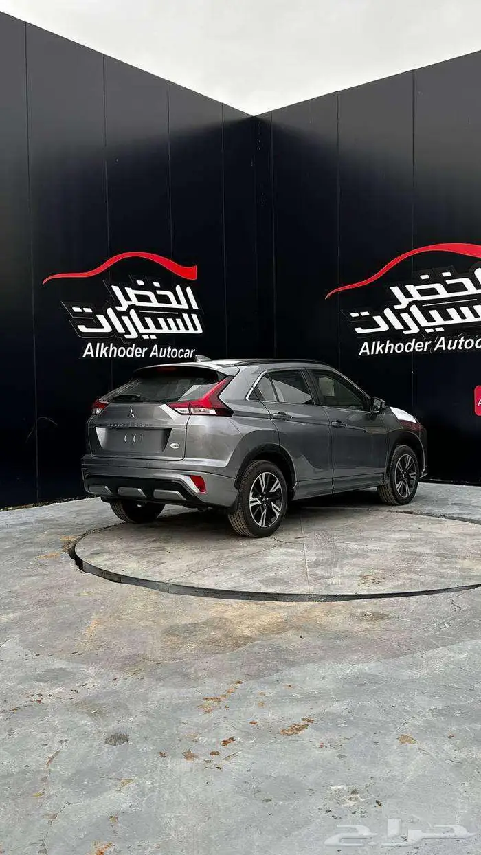 ميتسوبيشي كليبس كروس GLS 2025 3