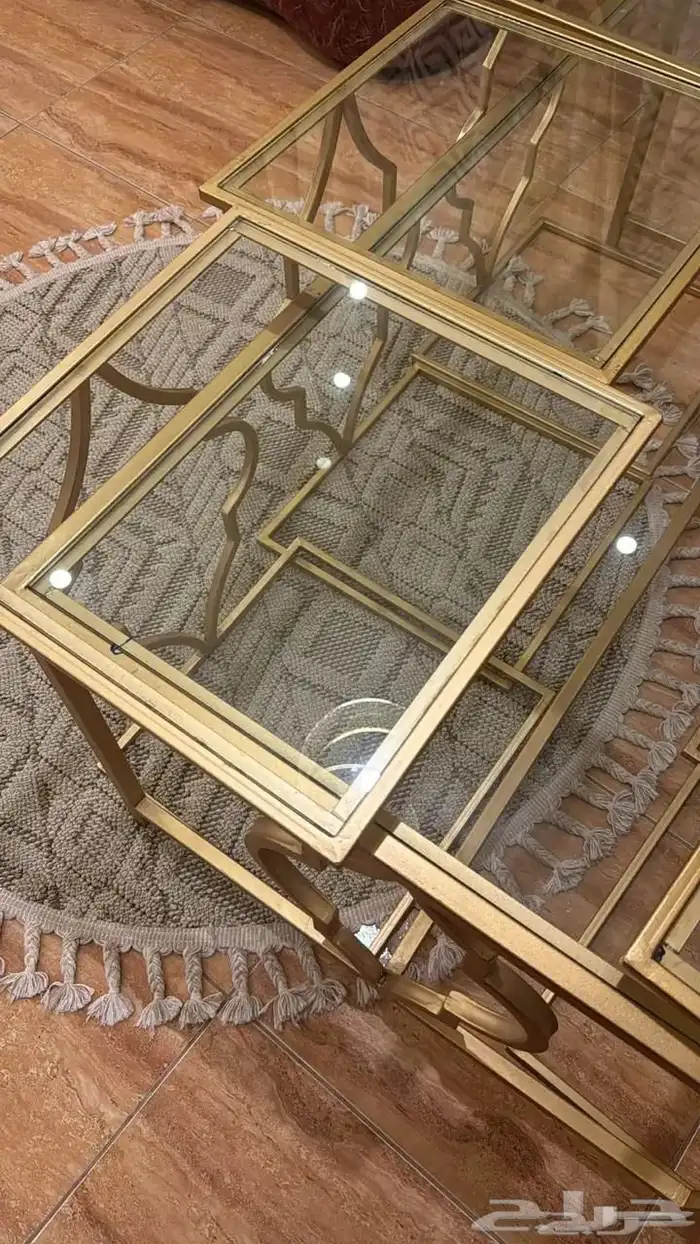 طاوله كبيره مع 6 خدمه 1