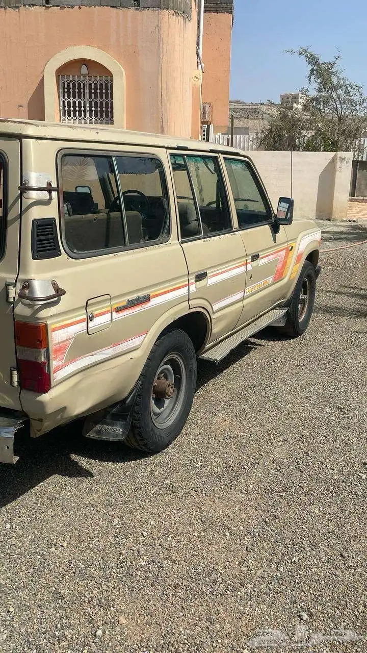 لاندكروزر 3