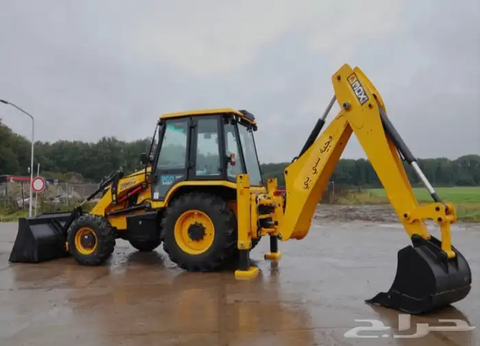 جي سي بي JCBباكهولودر Bobcat للايجار الشهري 0