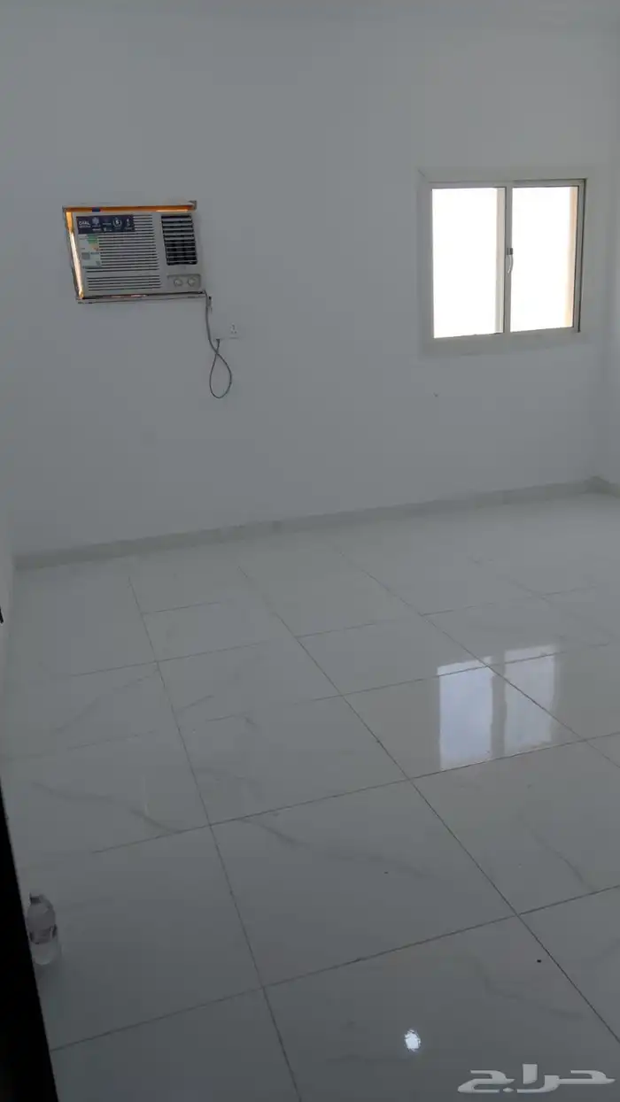 غرف عزاب فاخرة للإيجار 3