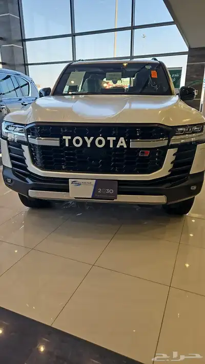 لاندكروزر جي ار ديزل 2025 12