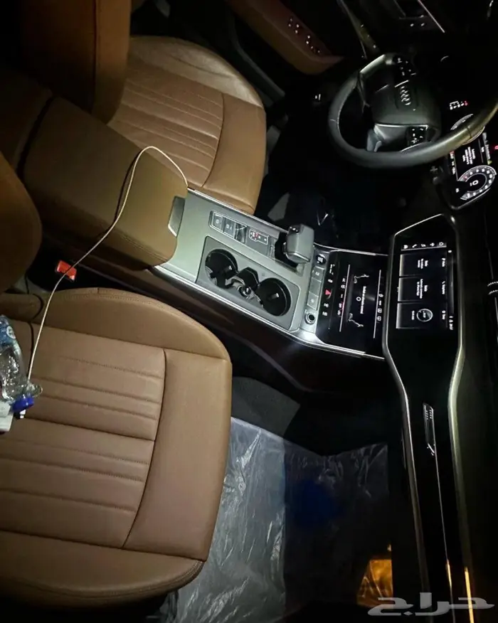 اودي A6 2023  تم البيع 10