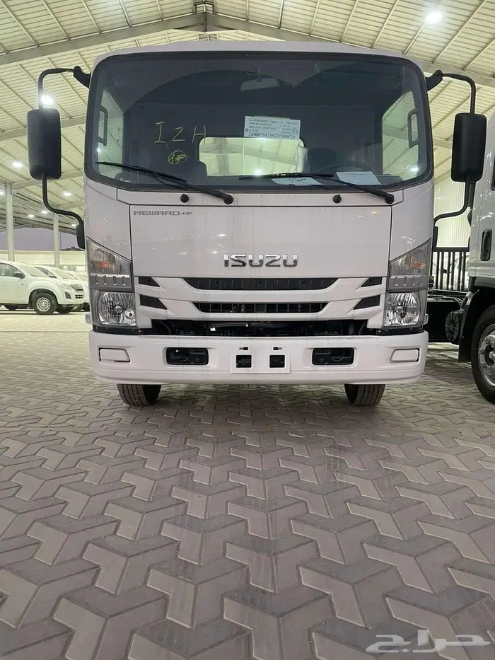 ايسوزو دينه 4 طن 2025 1