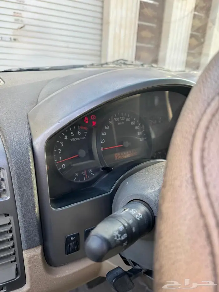 نيسان أرمادا SE 2006 الرياض. 5