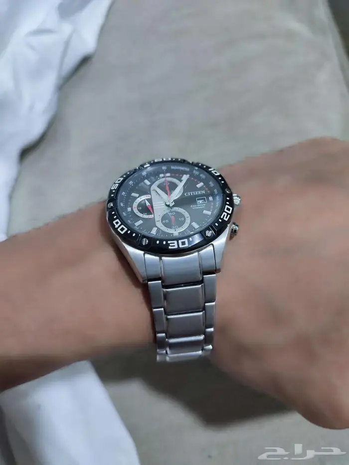 للبيع ساعة CITIZEN أصلية Eco-Drive Titanium 12