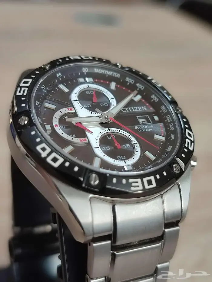 للبيع ساعة CITIZEN أصلية Eco-Drive Titanium 2