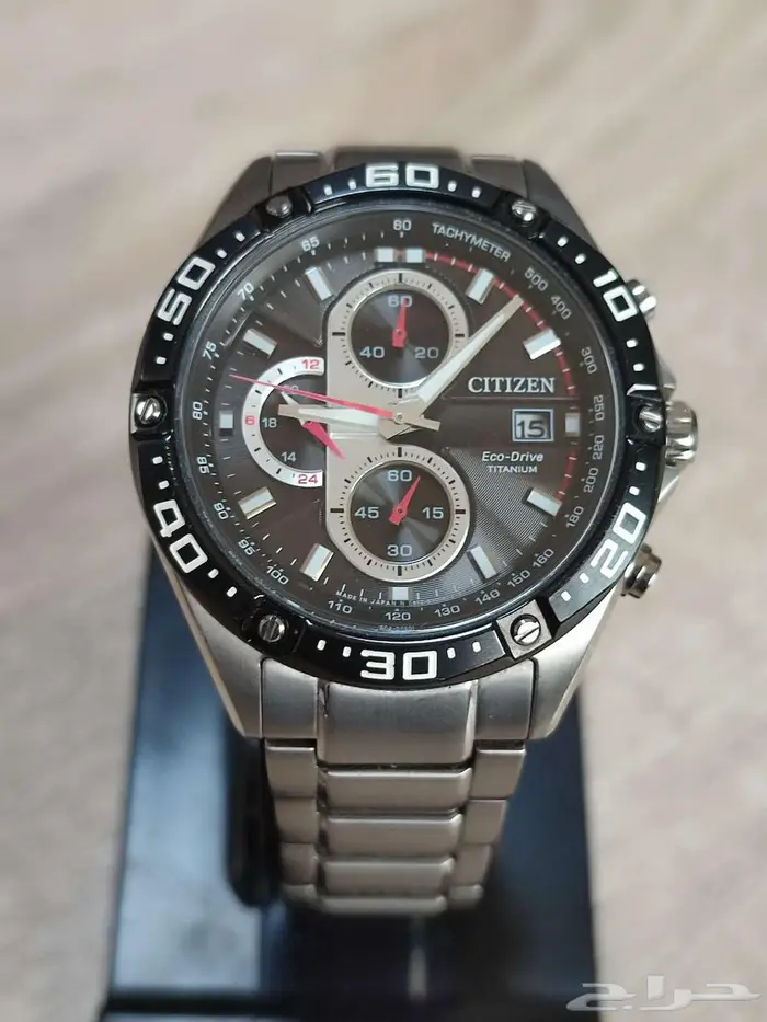 للبيع ساعة CITIZEN أصلية Eco-Drive Titanium 3