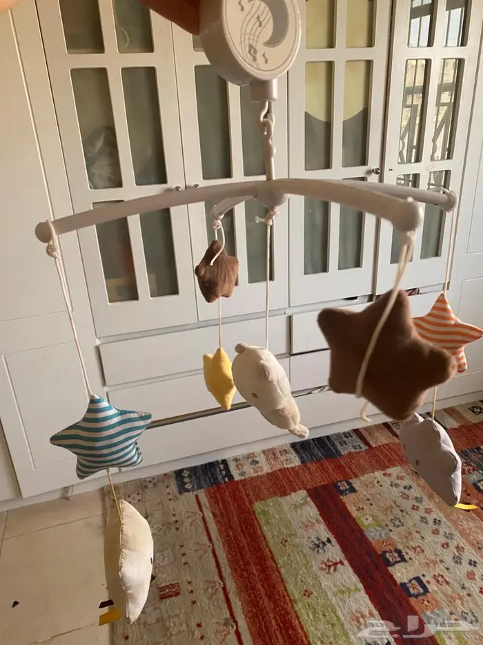 موسيقى لسرير الطفل الرضيع 1